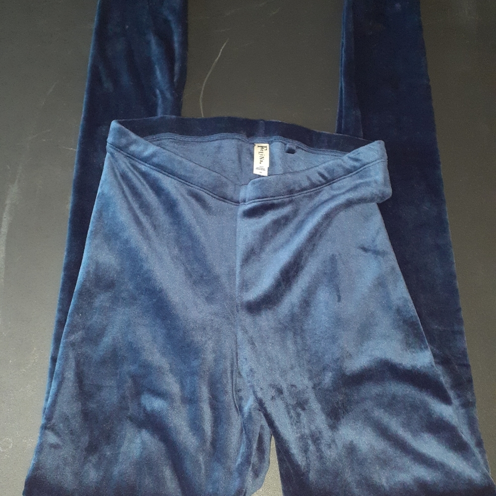 Felina velvet soft leggings